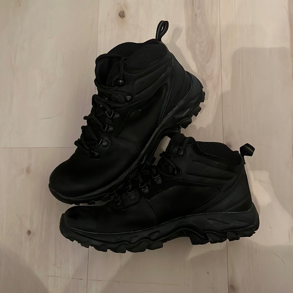 Columbia Other - Columbia hiking boots